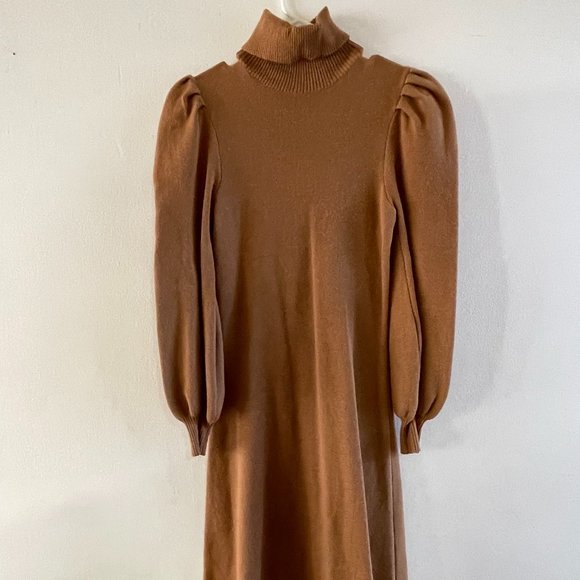 Who What Wear Dresses & Skirts - Who What Wear Long Sleeve Turtle Neck Dress - Size XS